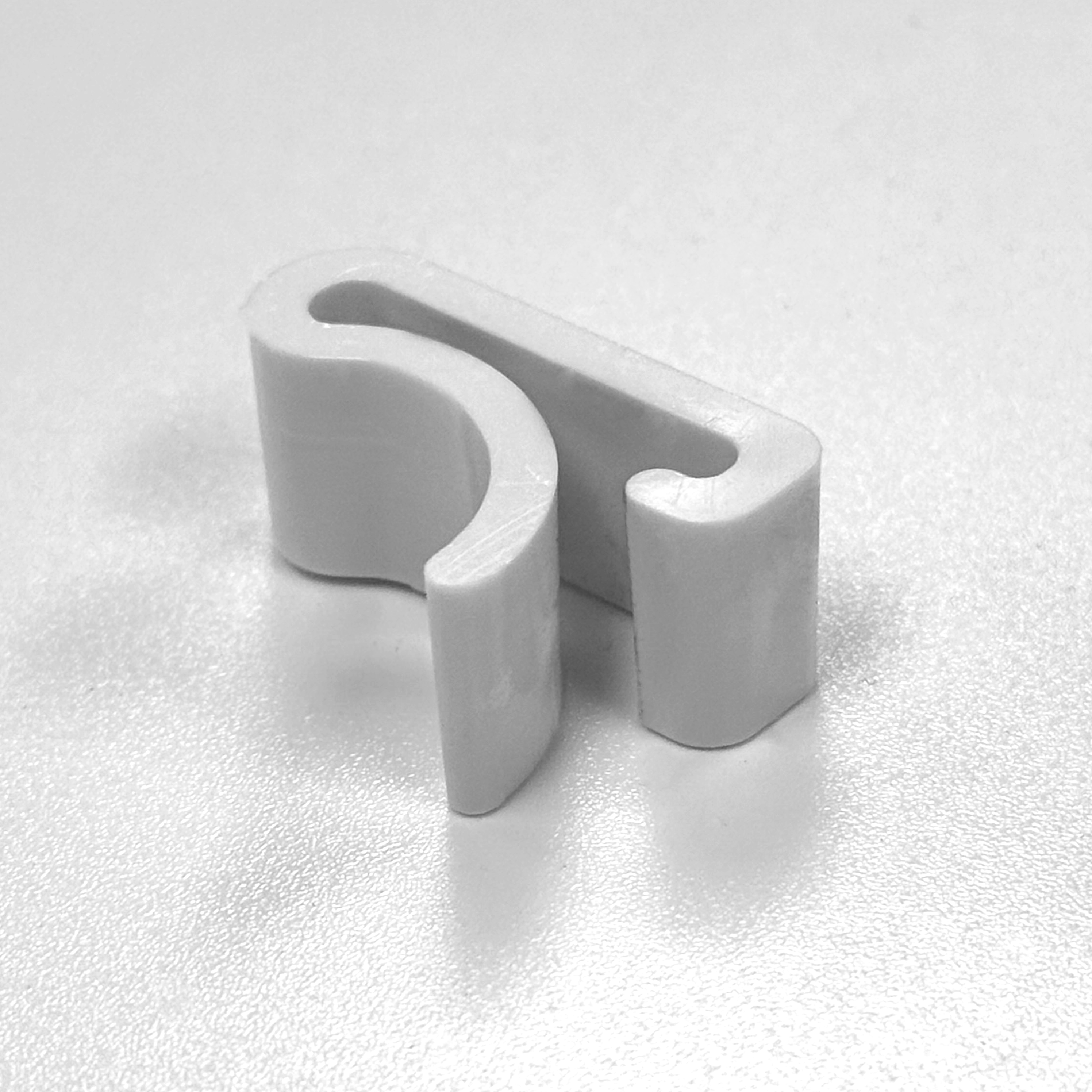 Plastic Spring Clips White (20 count)